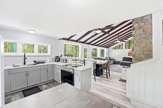 2589 Beechwood, Wilmington Twp, PA 16142