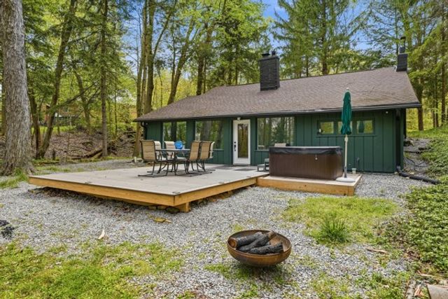 2589 Beechwood, Wilmington Twp, PA 16142