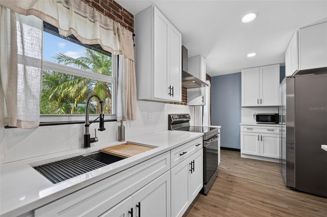 27072 HILLSHIRE LANE, Punta Gorda, FL 33983