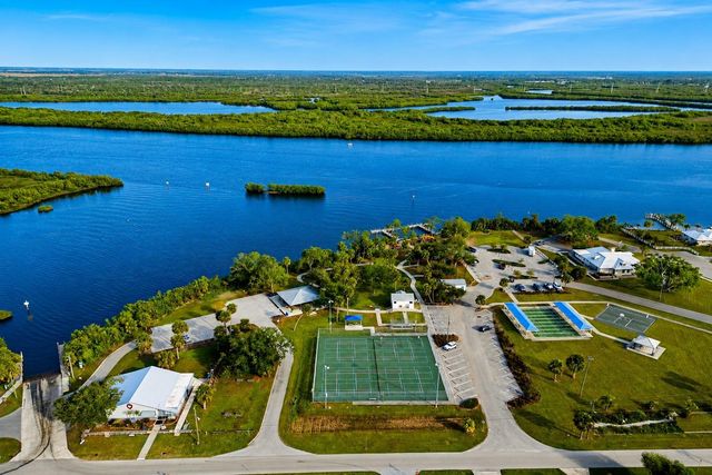 27072 HILLSHIRE LANE, Punta Gorda, FL 33983