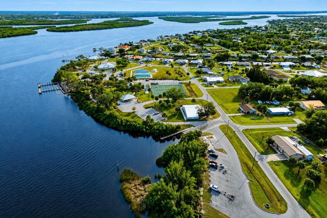 27072 HILLSHIRE LANE, Punta Gorda, FL 33983