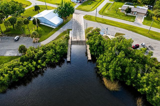 27072 HILLSHIRE LANE, Punta Gorda, FL 33983