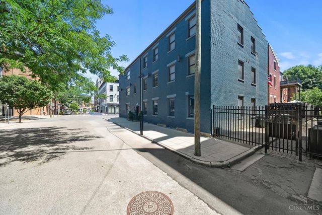 15 W Fifteenth Street, Cincinnati, OH 45202
