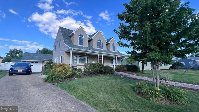 12 ELINOR AVE, Stratford, NJ 08084