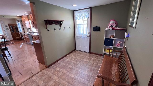 12 ELINOR AVE, Stratford, NJ 08084