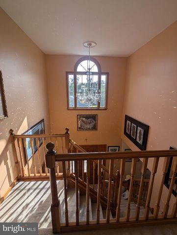 12 ELINOR AVE, Stratford, NJ 08084