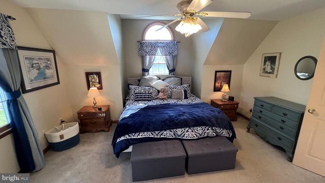 12 ELINOR AVE, Stratford, NJ 08084