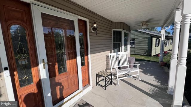 12 ELINOR AVE, Stratford, NJ 08084
