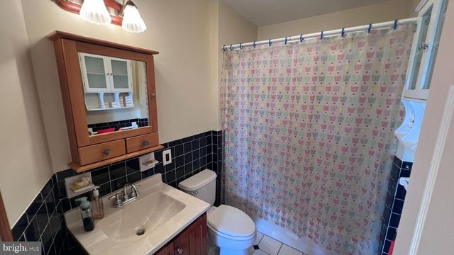 12 ELINOR AVE, Stratford, NJ 08084