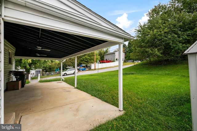 741 SILVER CREEK RD, Pikesville, MD 21208