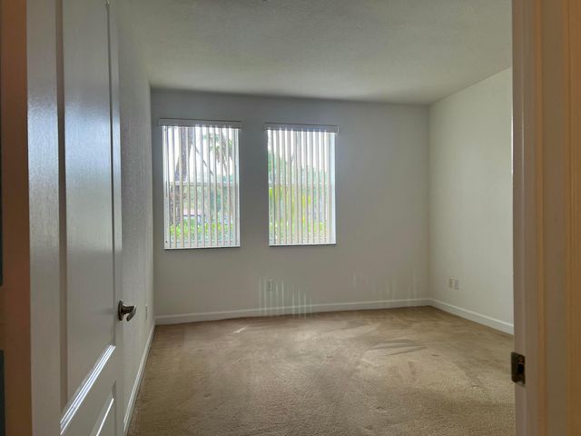 150 Jacaranda Country Club Drive 102, Plantation, FL 33324