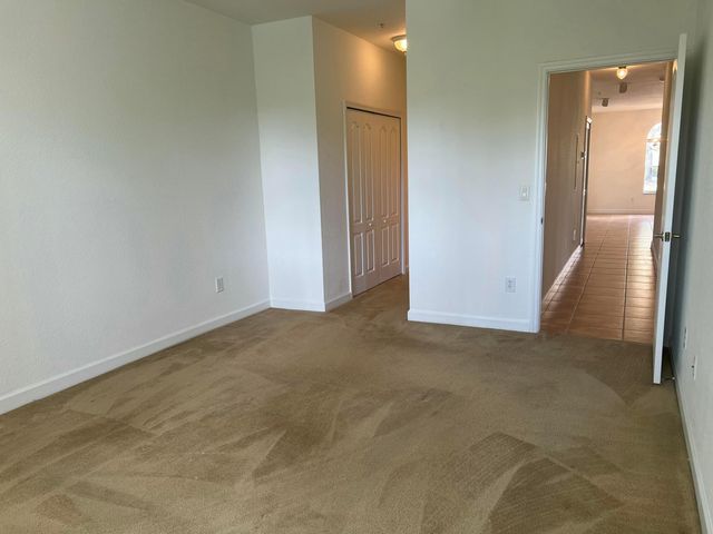 150 Jacaranda Country Club Drive 102, Plantation, FL 33324