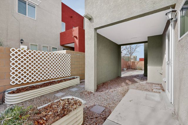 1651 Domino Drive SE, Albuquerque, NM 87123