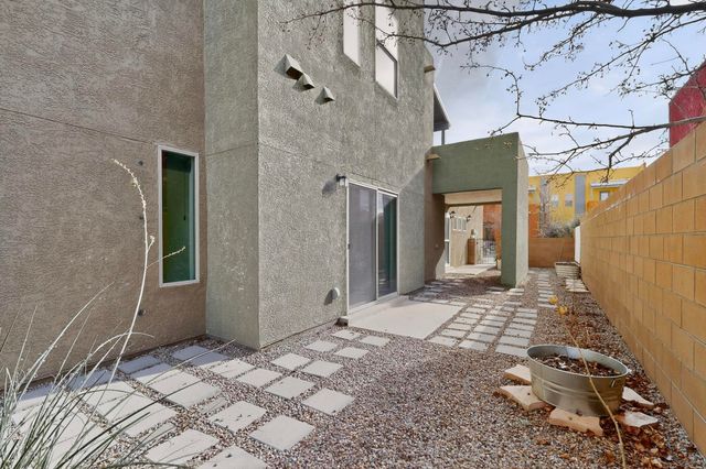 1651 Domino Drive SE, Albuquerque, NM 87123