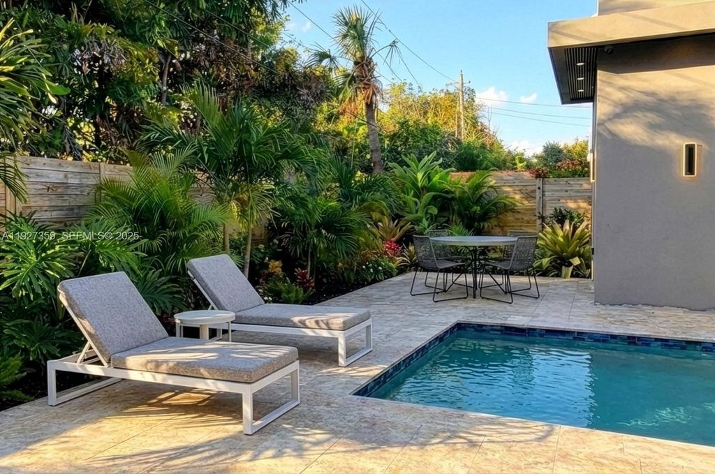 Image 49 of property listing at 1729 NE 16th Ter, Fort Lauderdale, FL 33305