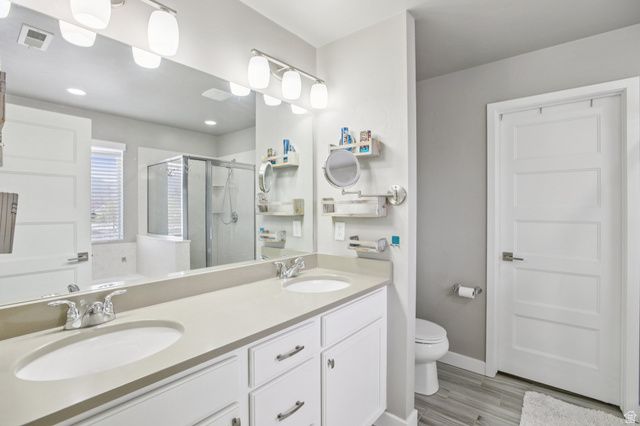 7652 S TELLUR DR, West Jordan, UT 84081