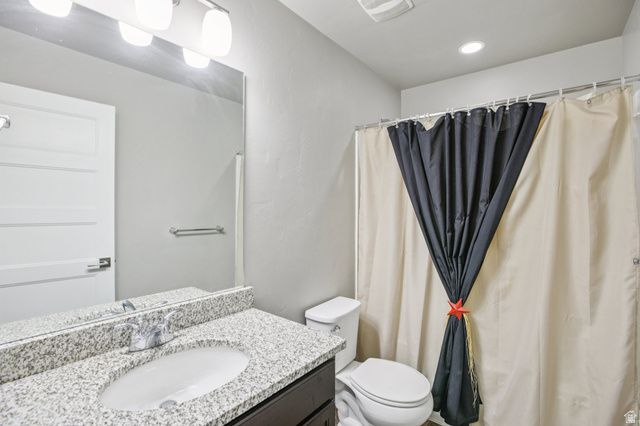 7652 S TELLUR DR, West Jordan, UT 84081