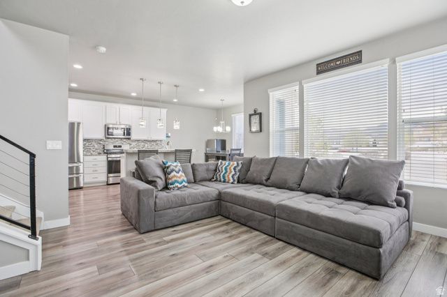 7652 S TELLUR DR, West Jordan, UT 84081