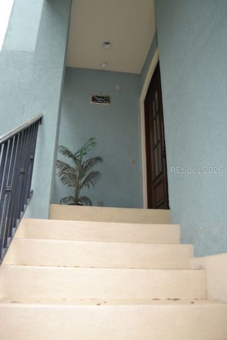 32 Corrine Ln, Hilton Head Island, SC 29928