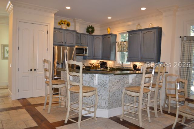 32 Corrine Ln, Hilton Head Island, SC 29928