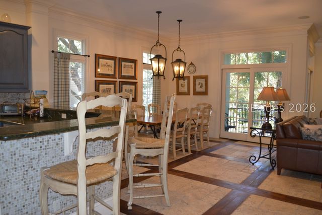 32 Corrine Ln, Hilton Head Island, SC 29928