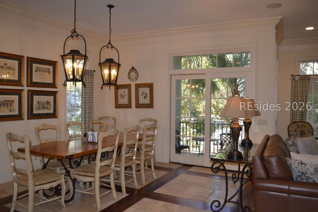 32 Corrine Ln, Hilton Head Island, SC 29928