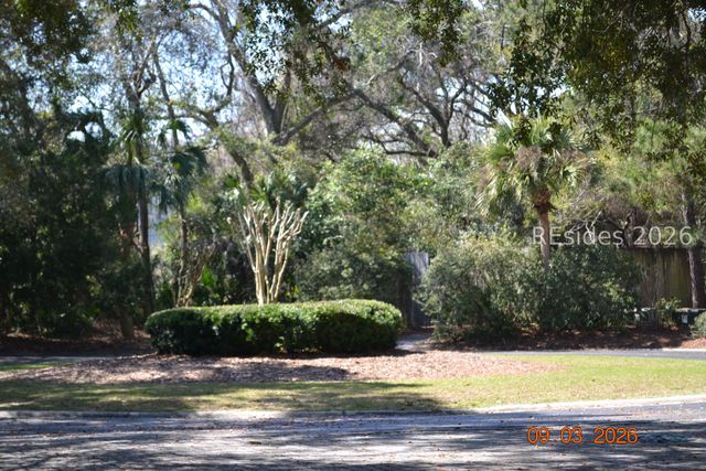32 Corrine Ln, Hilton Head Island, SC 29928