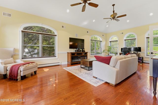 170 Holly Avenue, West Creek, NJ 08092