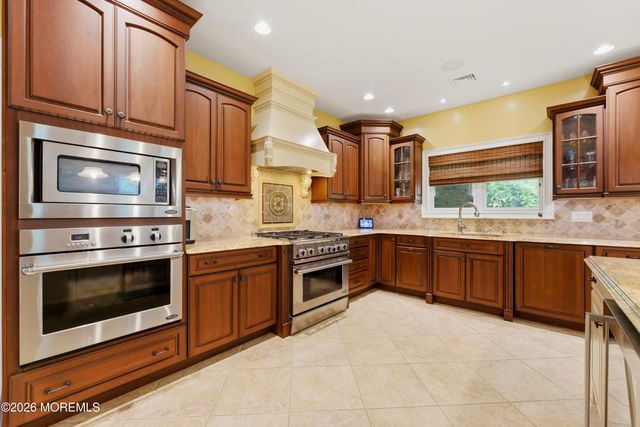170 Holly Avenue, West Creek, NJ 08092