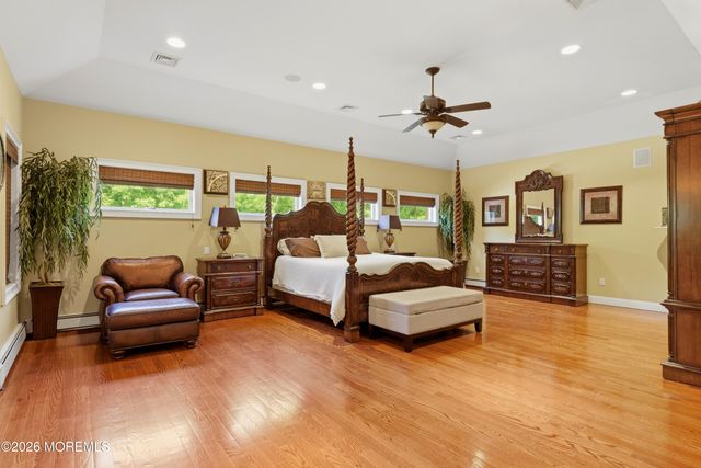 170 Holly Avenue, West Creek, NJ 08092