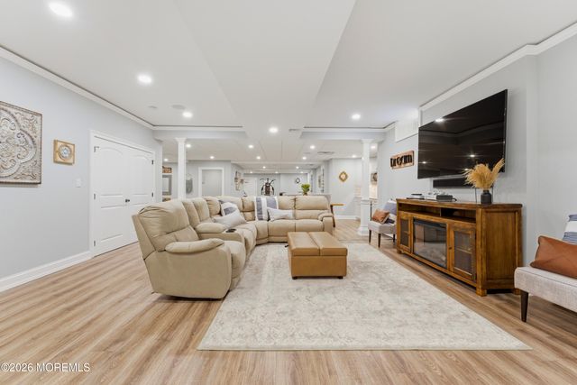 170 Holly Avenue, West Creek, NJ 08092