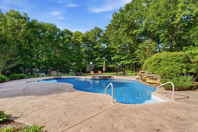 170 Holly Avenue, West Creek, NJ 08092