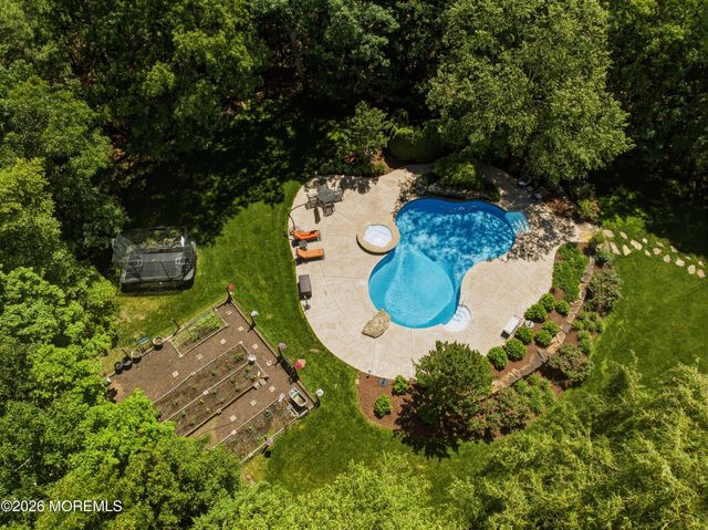 170 Holly Avenue, West Creek, NJ 08092
