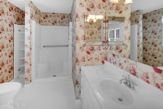 305 11th Avenue, Spring Lake Heights, NJ 07762