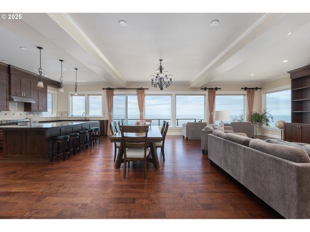 5355 HAYSTACK Dr, Neskowin, OR 97149