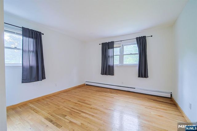 28 Forest Place, Montville Township, NJ 07082