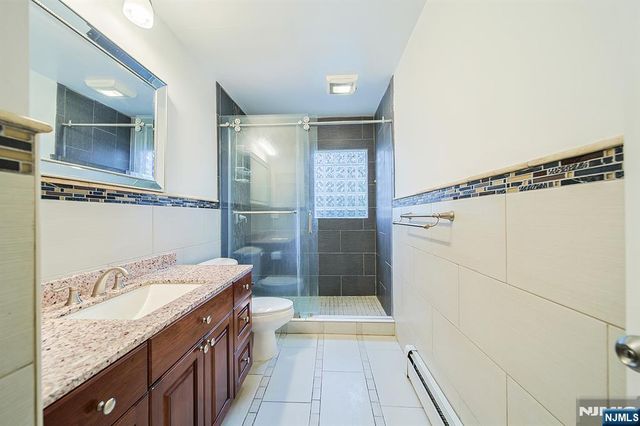 28 Forest Place, Montville Township, NJ 07082