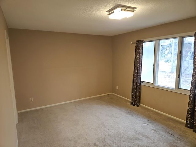 30 16th Avenue SW, New Brighton, MN 55112