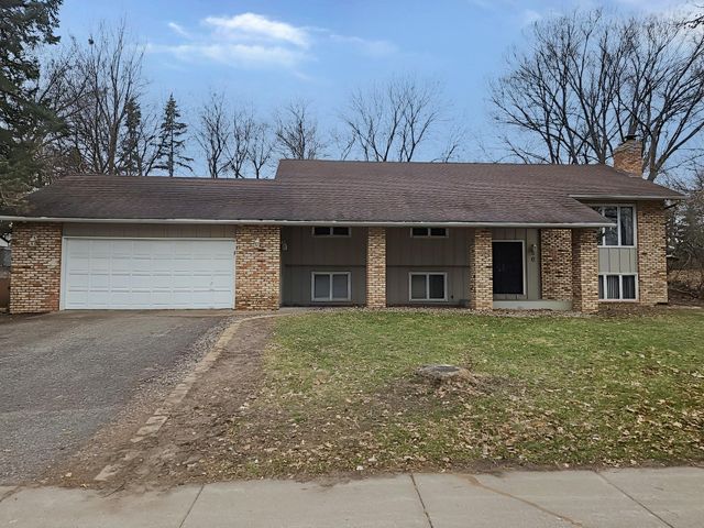 30 16th Avenue SW, New Brighton, MN 55112