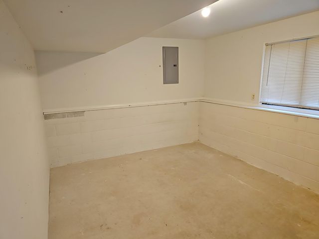 30 16th Avenue SW, New Brighton, MN 55112