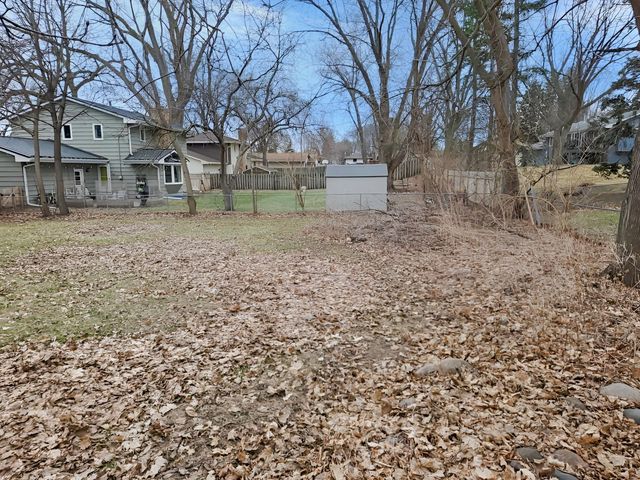 30 16th Avenue SW, New Brighton, MN 55112