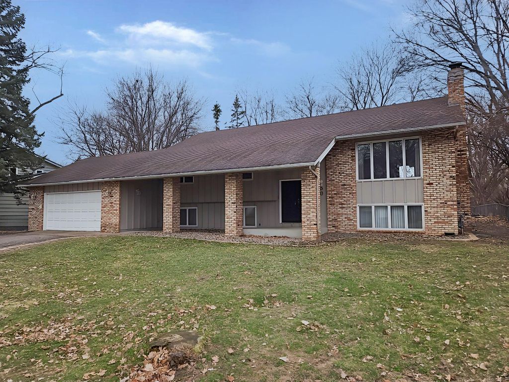 30 16th Avenue SW, New Brighton, MN 55112