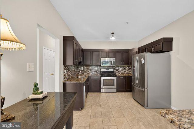 80 CHADWICK CIR, Eagleville, PA 19403