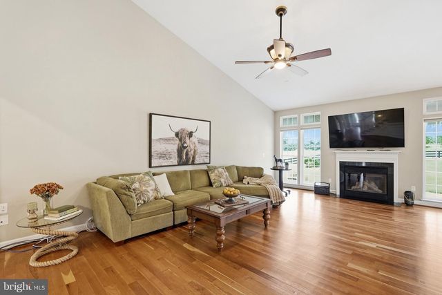 35987 BIRCH HOLLOW LN, Purcellville, VA 20132