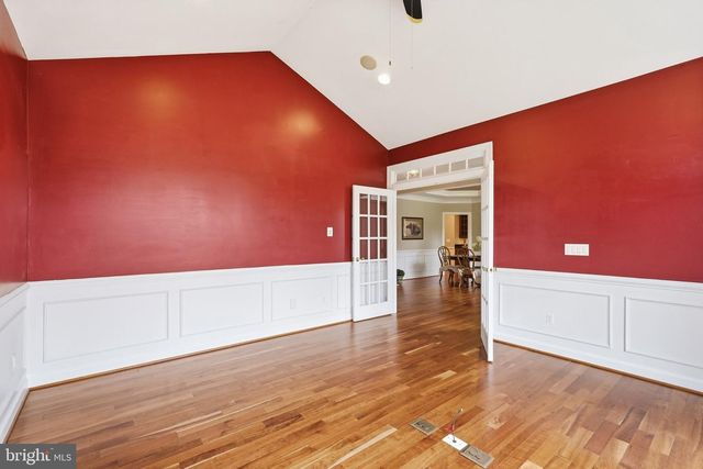 35987 BIRCH HOLLOW LN, Purcellville, VA 20132