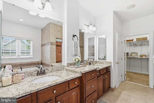 35987 BIRCH HOLLOW LN, Purcellville, VA 20132
