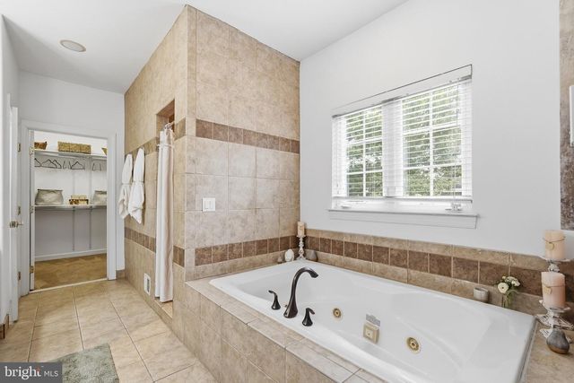 35987 BIRCH HOLLOW LN, Purcellville, VA 20132