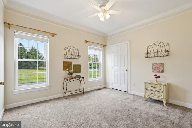 35987 BIRCH HOLLOW LN, Purcellville, VA 20132