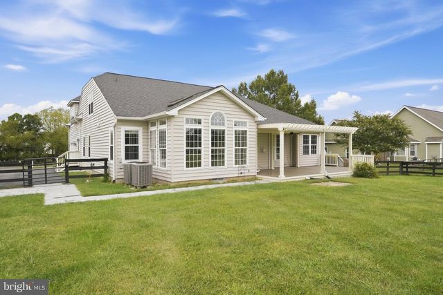 35987 BIRCH HOLLOW LN, Purcellville, VA 20132