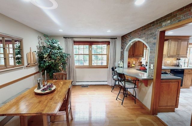 103 Wilson Ave, Framingham, MA 01702